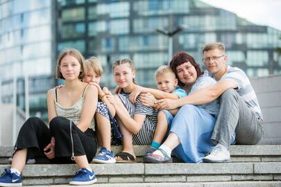 Požiūris: „Vaikų nereikia auklėti – su jais tiesiog reikia gyventi“, – įsitikinusi psichoterapeutė ir daugiavaikė mama A. Dilienė.