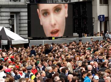 Dainininkė Sinead O'Connor.