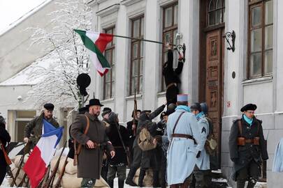 Interpretacija: kasmet įvairiais renginiais minint Klaipėdos krašto dieną, šiandienio propagandinio karo fone 1923 m. lietuvių karinę operaciją Mėmelyje kai kas vis bando prilyginti Donbaso separatistų veiksmams ar Krymo užgrobimui.