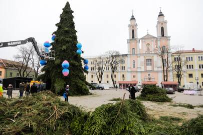 Medžiagos: pernykštės eglutės dekoracijos gamintos iš perdirbtų šiaudelių, šiemet taip pat bus ekologiškų sprendimų.