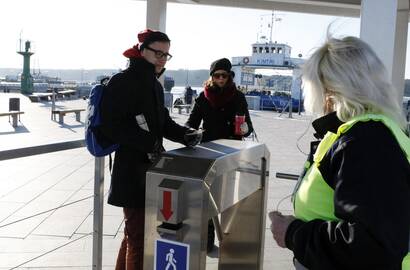 Kelionė: gyvūnų mylėtojai džiūgauja, nes nuo Naujųjų metų augintiniai į Smiltynę keliami nemokamai.