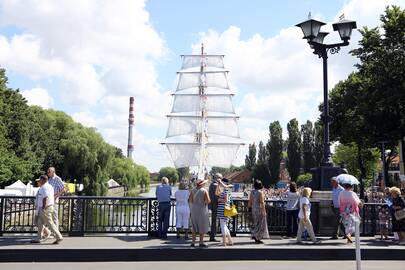  Laikas: visos burės "Meridianą" puoš tol, kol leis orai.