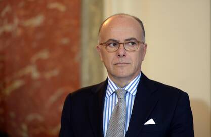  Bernard'as Cazeneuve'as