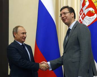 Vladimiras Putinas ir Aleksandras Vučičius