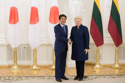 Shinzo Abe ir Dalia Grybauskaitė