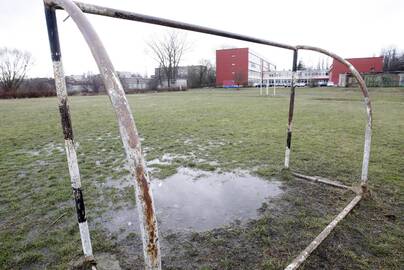 "Verdenės" progimnazijos stadionas dabar primena purvyną.