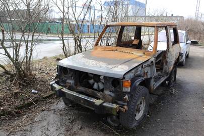 Apleisti automobiliai Žvejybos uosto rajone stūkso jau daugiau nei metus.