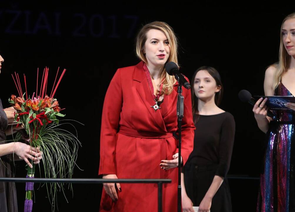 „Auksiniai scenos kryžiai“ 