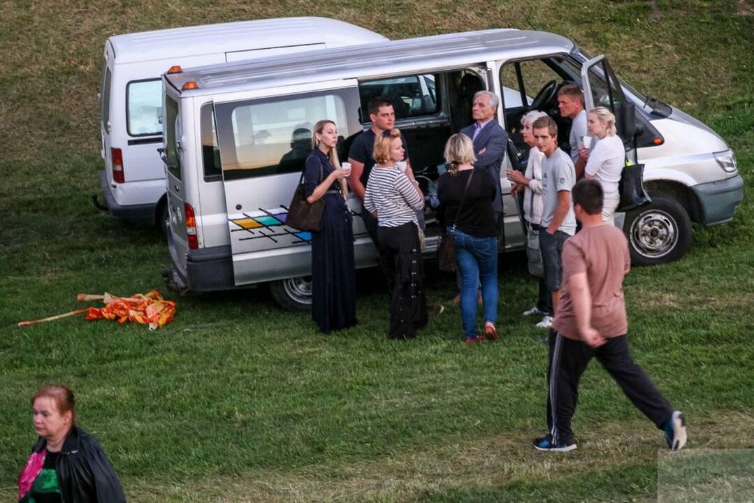 Spektaklis prie Kauno pilies