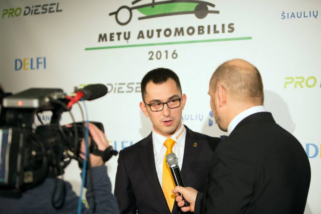 "Metų automobilio 2016" konkursą laimėjo "Opel Astra"
