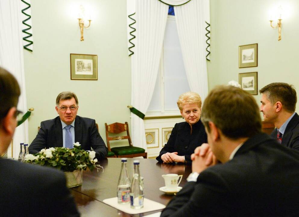 Prezidentūroje – Dalia Grybauskaitė, Algirdas Butkevičius, Jaroslavas Neverovičius