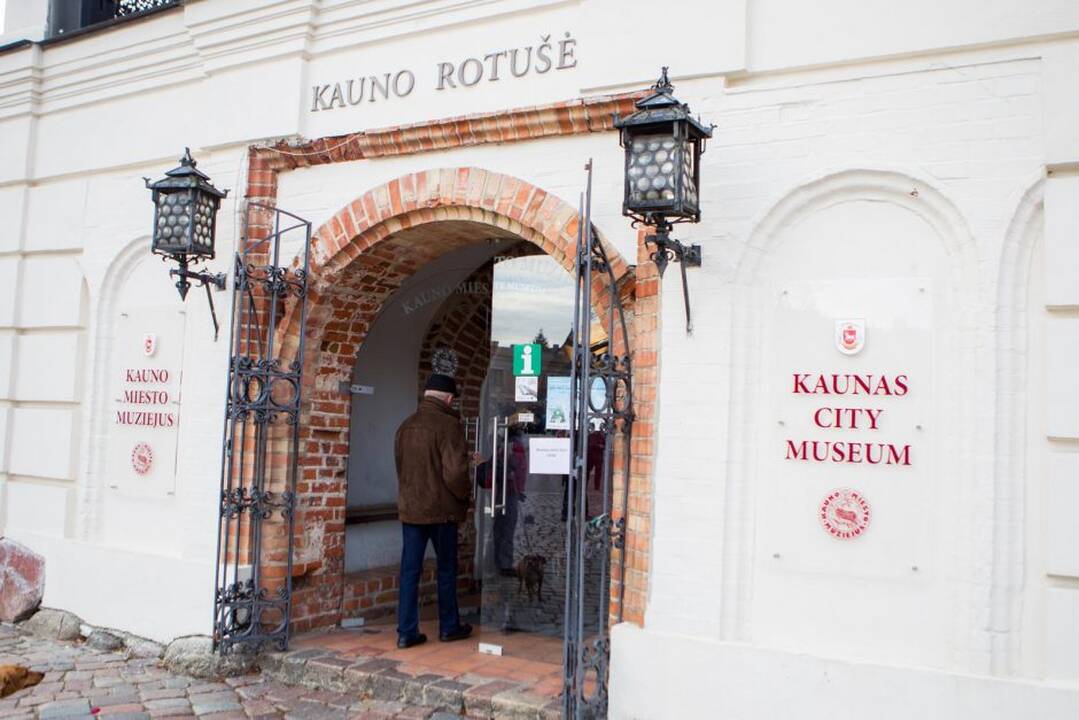 Į  Kauną atvyko Kalėdų senis