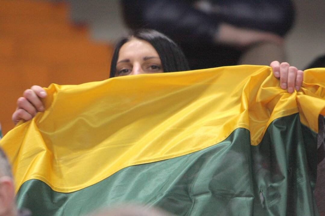 Europos vyrų rankinio čempionato atrankos rungtynėse lietuviai sužaidė lygiosiomis su slovakais.