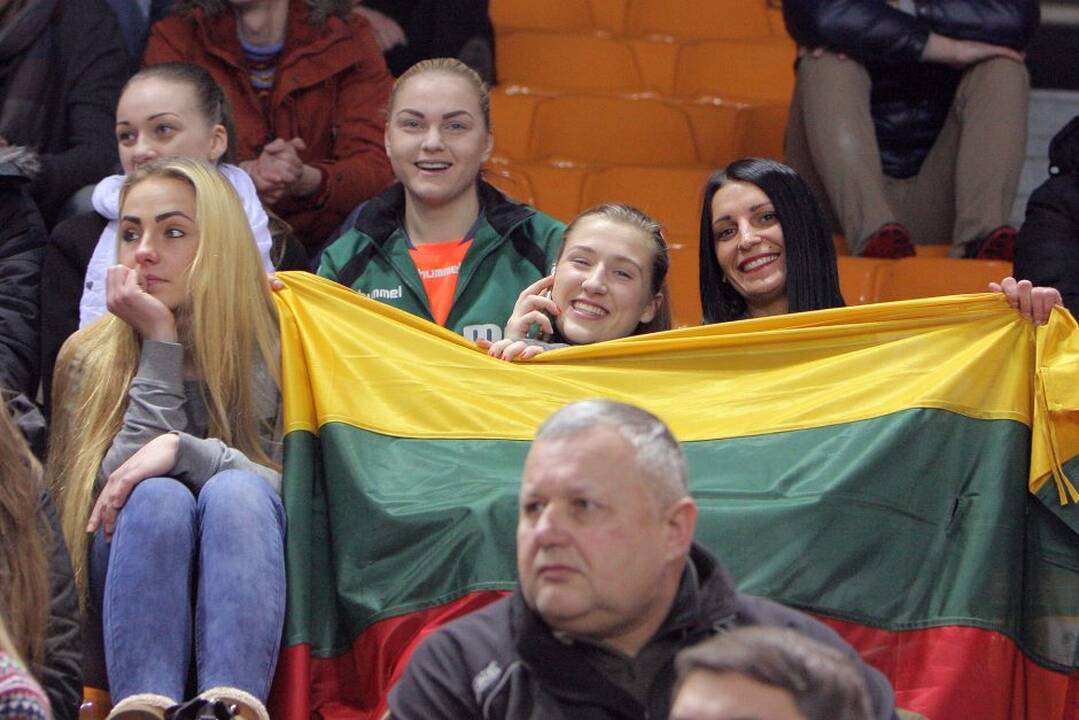 Europos vyrų rankinio čempionato atrankos rungtynėse lietuviai sužaidė lygiosiomis su slovakais.