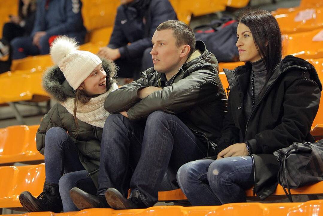 Salės futbolo A lygoje Kauno „Vytis-Zenitas“ 12:2 sutriuškino Mažeikių „VIP“.