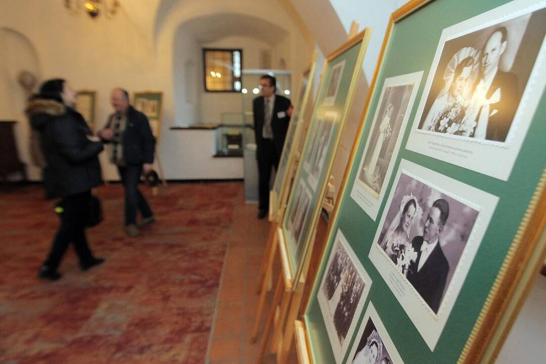 Rotušėje, Kauno miesto muziejuje, veikia šv. Valentino dienai skirta paroda „Ir jie(-ms) pasakė TAIP!“ 