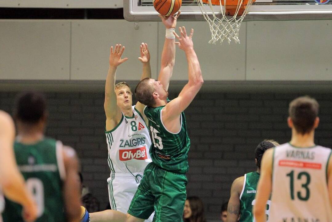 Nacionalinės krepšinio lygos aštuntfinalis: Kauno „Žalgiris-2“ – „Šilutė“ 94:71.