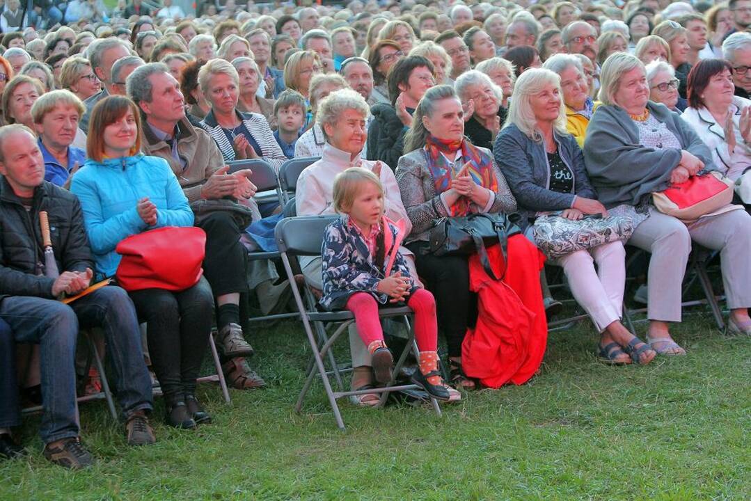 Festivalio „Operetė Kauno pilyje 2016“ pradžia