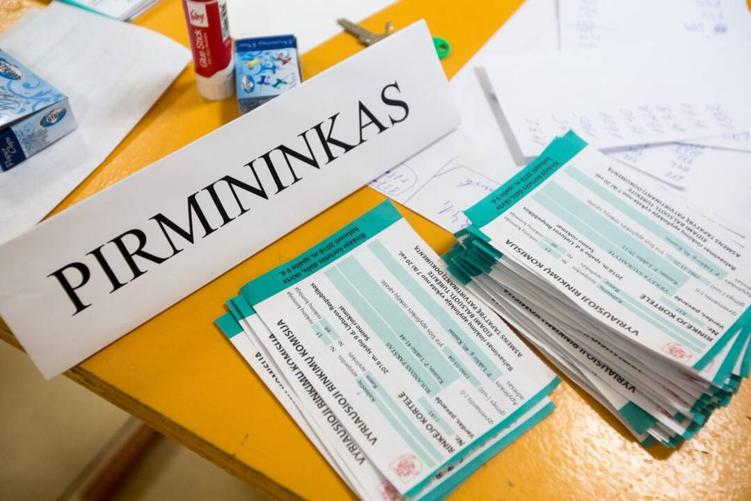 Kauniečiai balsuoja aktyviai
