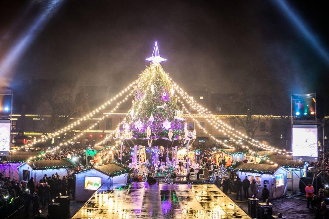 Kalėdų eglės įžiebimas