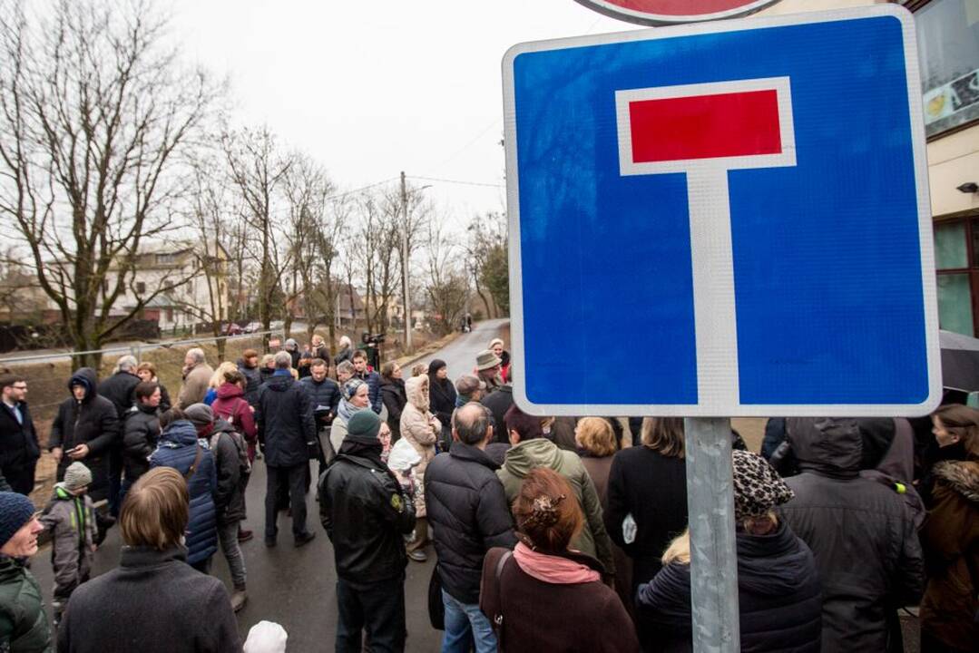 Piketas dėl Kauko laiptų medžių