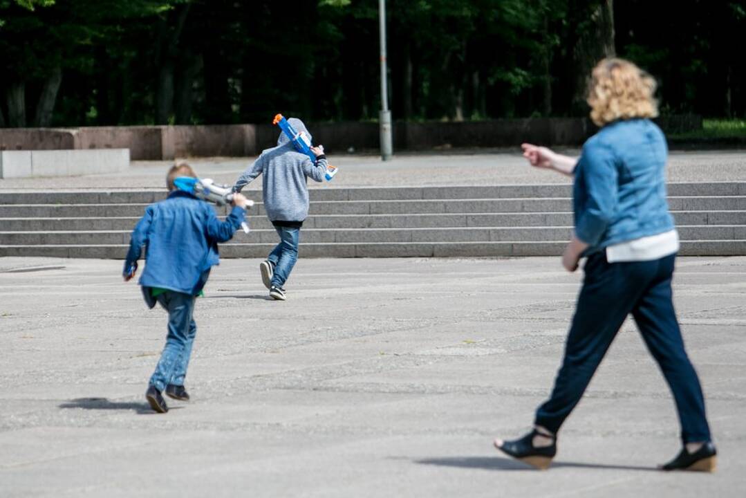 Protesto akcija „Kabinu sportbatį ant vinies 2018“