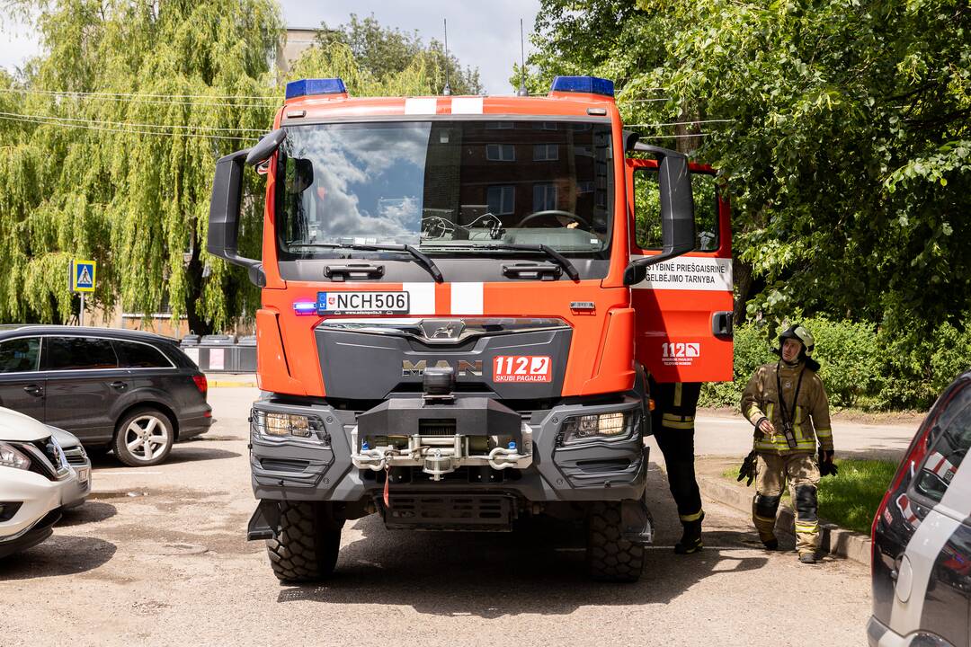 Sulaikymo operacija Kovo 11-osios gatvės dvylikaaukštyje