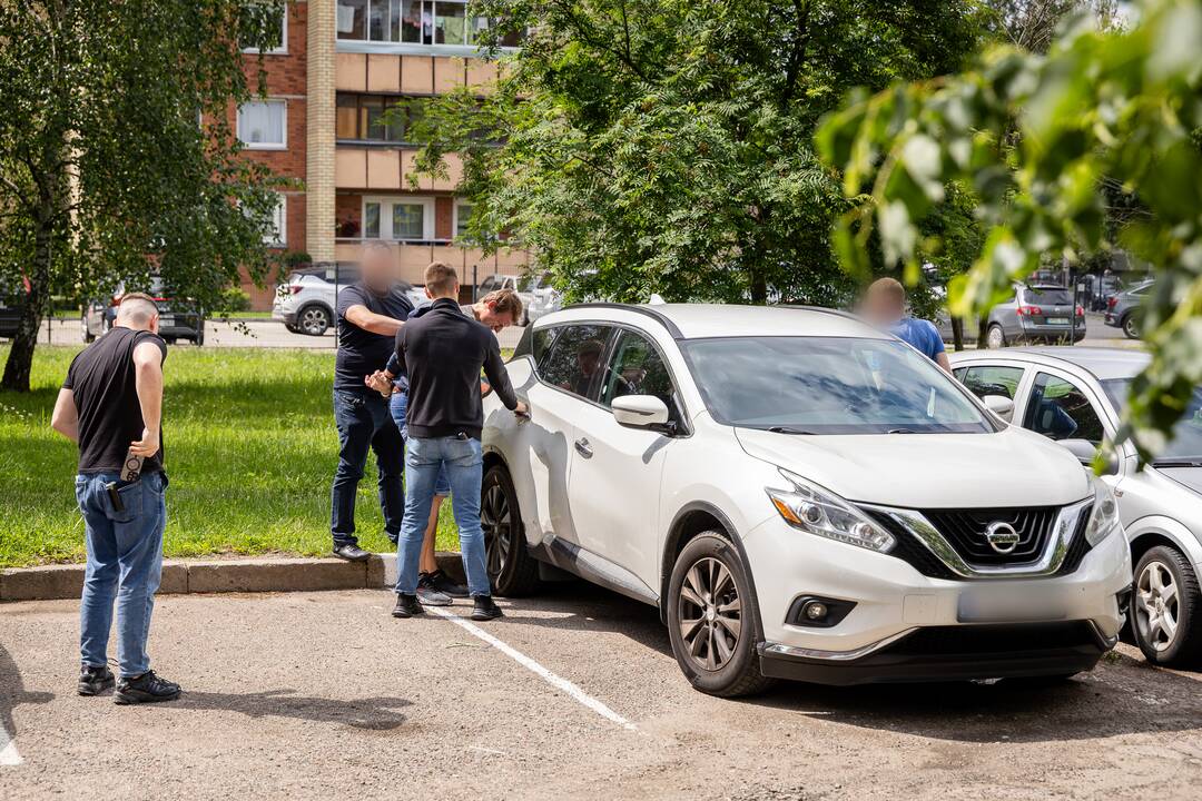 Sulaikymo operacija Kovo 11-osios gatvės dvylikaaukštyje