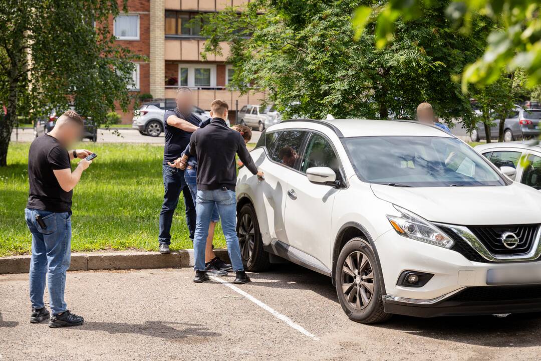 Sulaikymo operacija Kovo 11-osios gatvės dvylikaaukštyje
