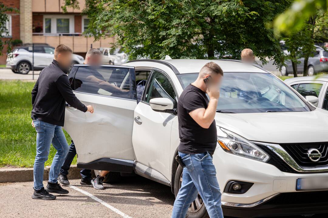 Sulaikymo operacija Kovo 11-osios gatvės dvylikaaukštyje