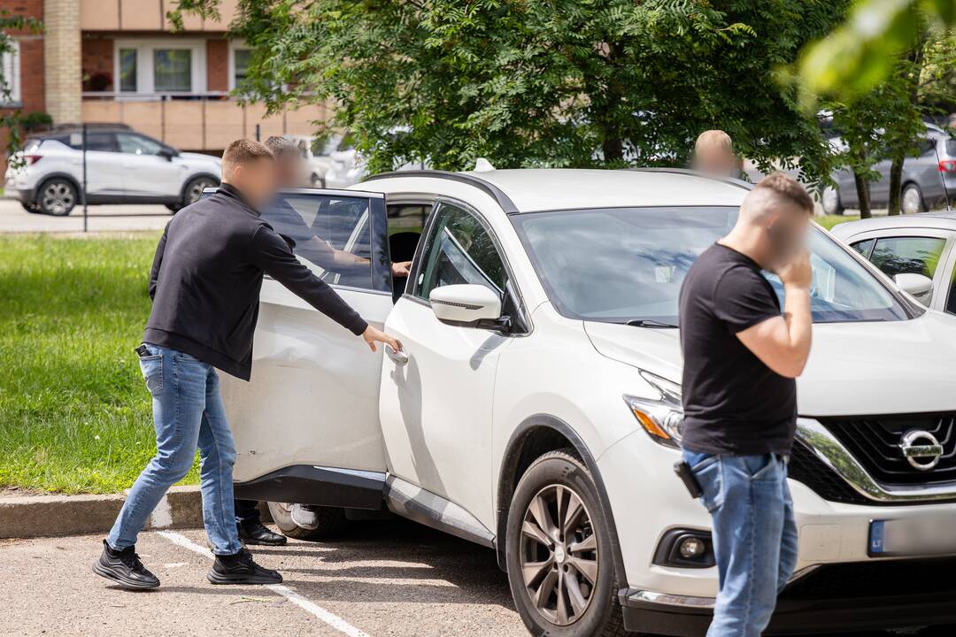 Sulaikymo operacija Kovo 11-osios gatvės dvylikaaukštyje