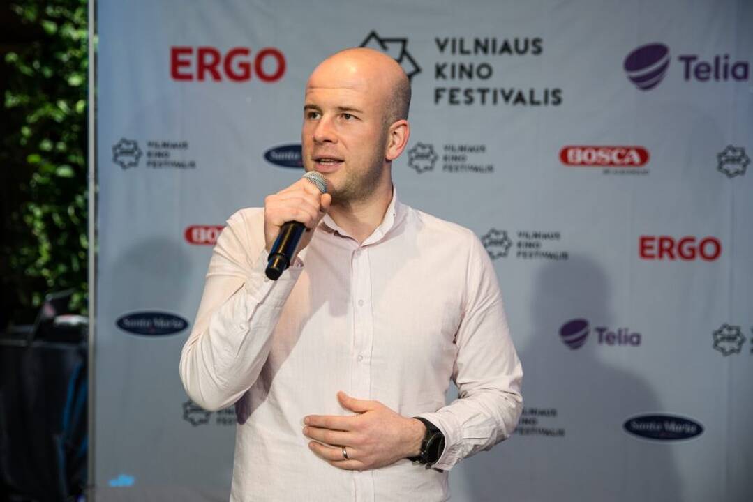 Airida Gintautaitė(kairėje), Sigitas Šidlauskas, Eglė Mikulionytė, Mantas Jančiauskas