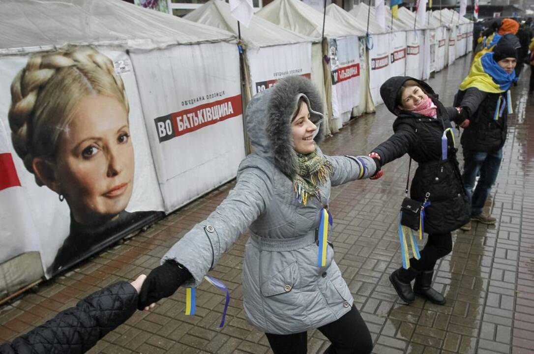 Ukrainos sostinėje - protestai ir gyva grandinė