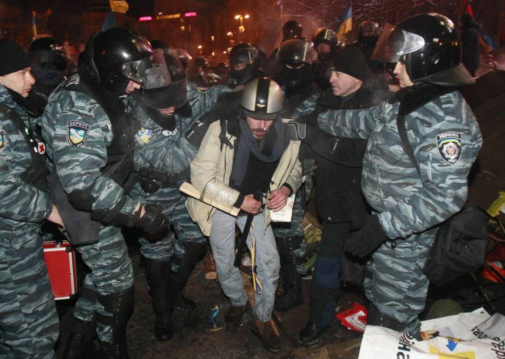 Ukrainos milicija šturmavo Nepriklausomybės aikštę Kijeve