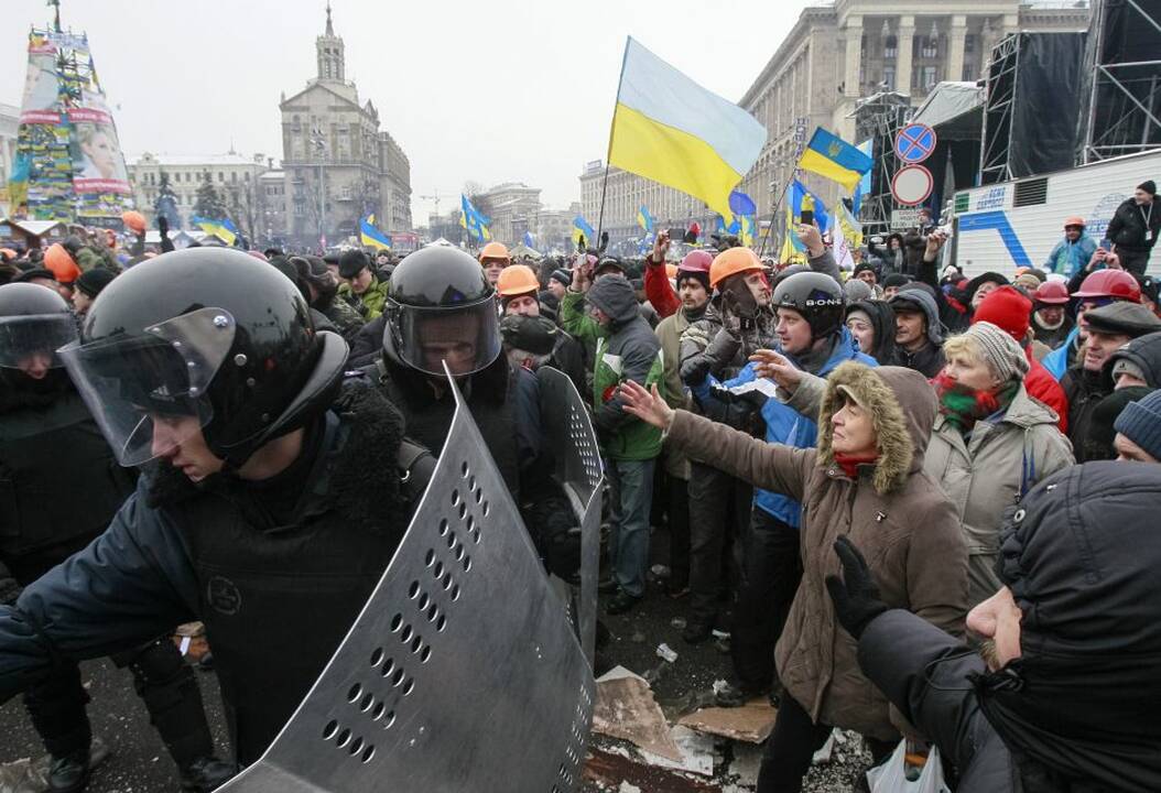 Ukrainos milicija šturmavo Nepriklausomybės aikštę Kijeve