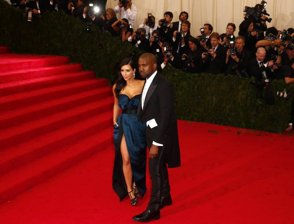 Pokylyje „Met ball“ triumfavo senojo stiliaus spindesys