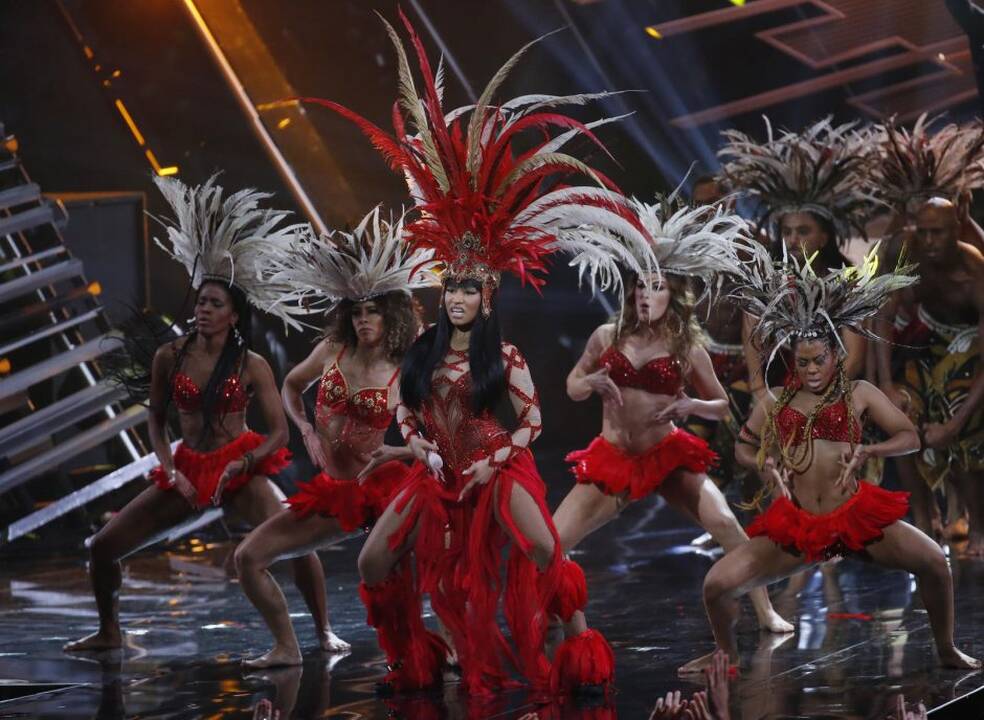 MTV muzikos apdovanojimų ceremonija 2015