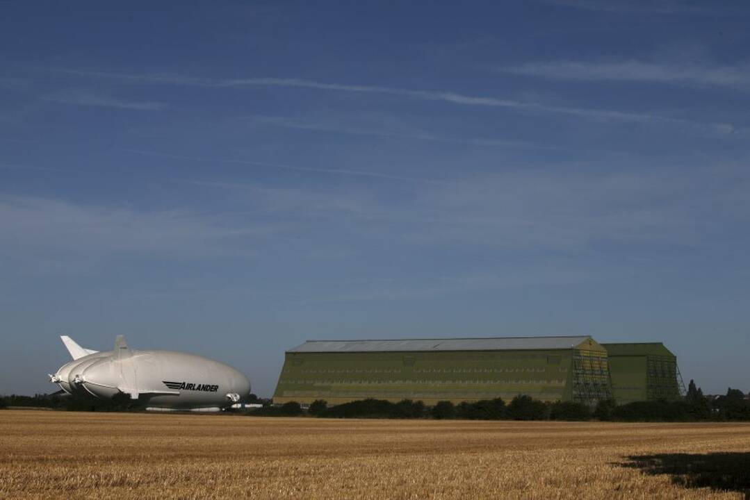 Didžiausias pasaulyje orlaivis „Airlander 10“