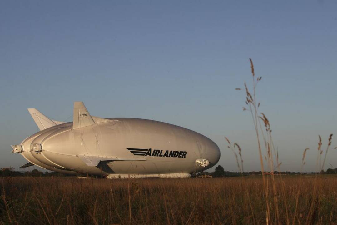 Didžiausias pasaulyje orlaivis „Airlander 10“