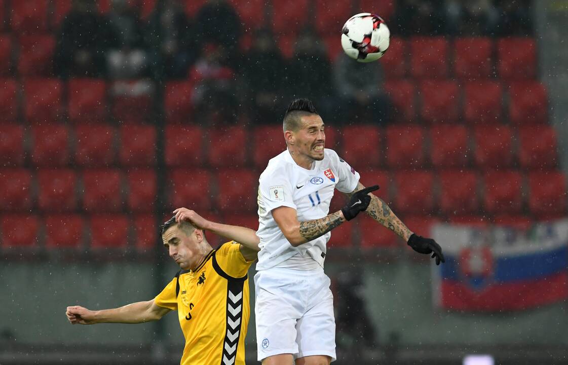 Futbolas: Slovakija - Lietuva 4:0