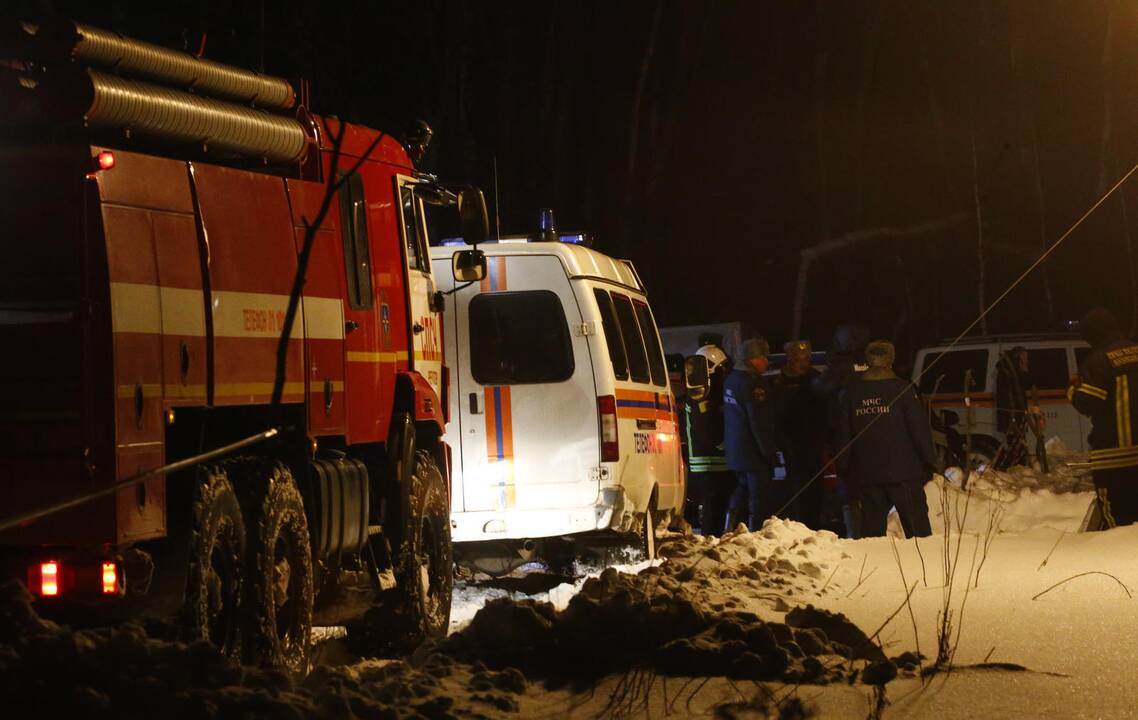 Pamaskvėje sudužo keleivinis lėktuvas