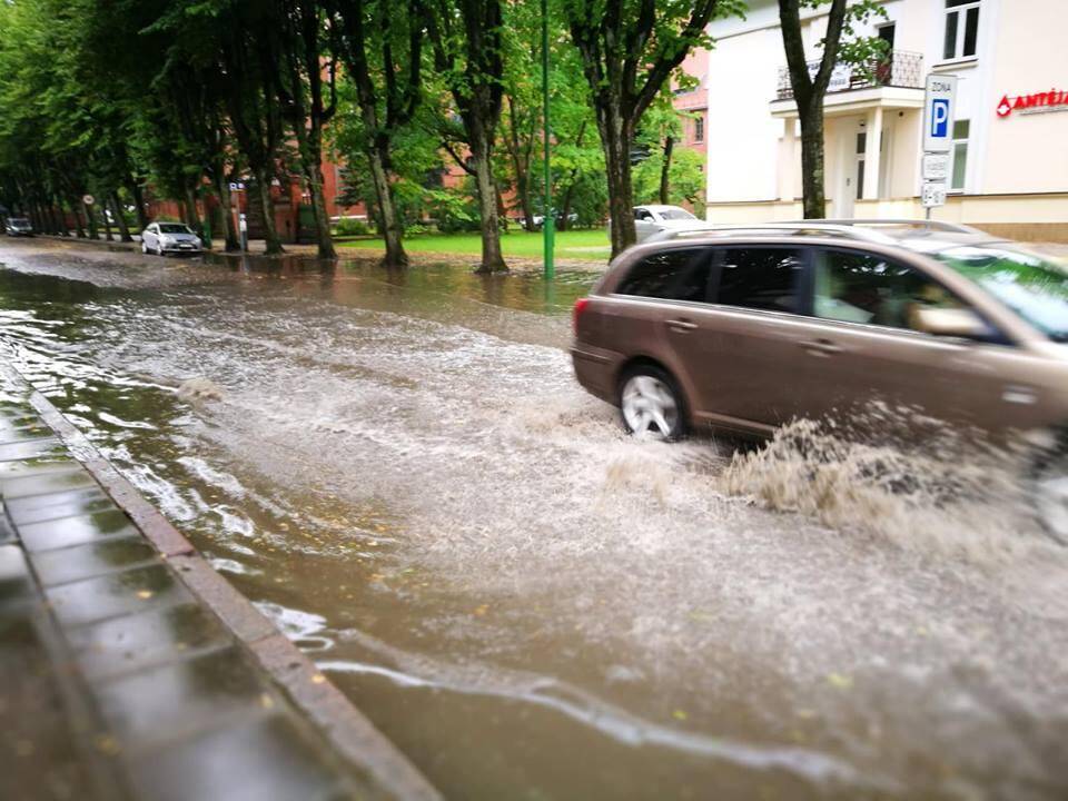 Klaipėdoje patvino gatvės