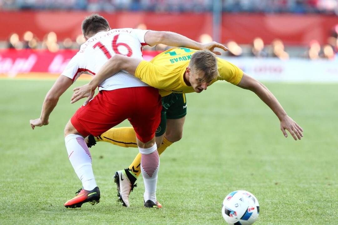 Futbolas: Lenkija - Lietuva 0:0