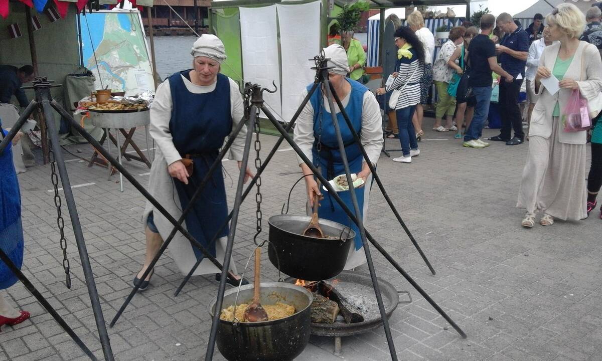 Ventspilio šventė – žiedų fiesta