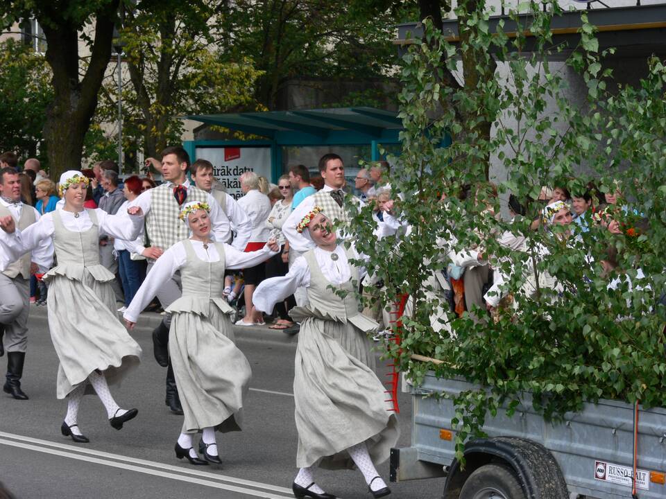 Ventspilio šventė – žiedų fiesta