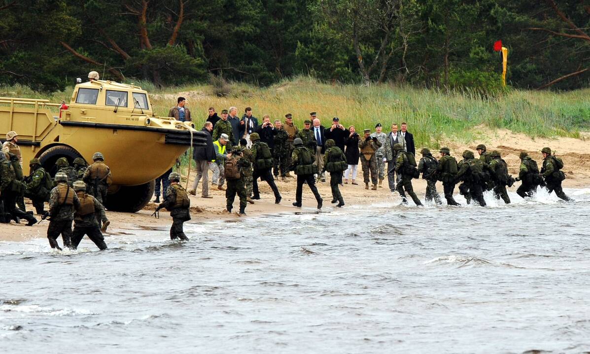 Lenkijos pajūryje nuskendo NATO pratybose dalyvavusi amfibija