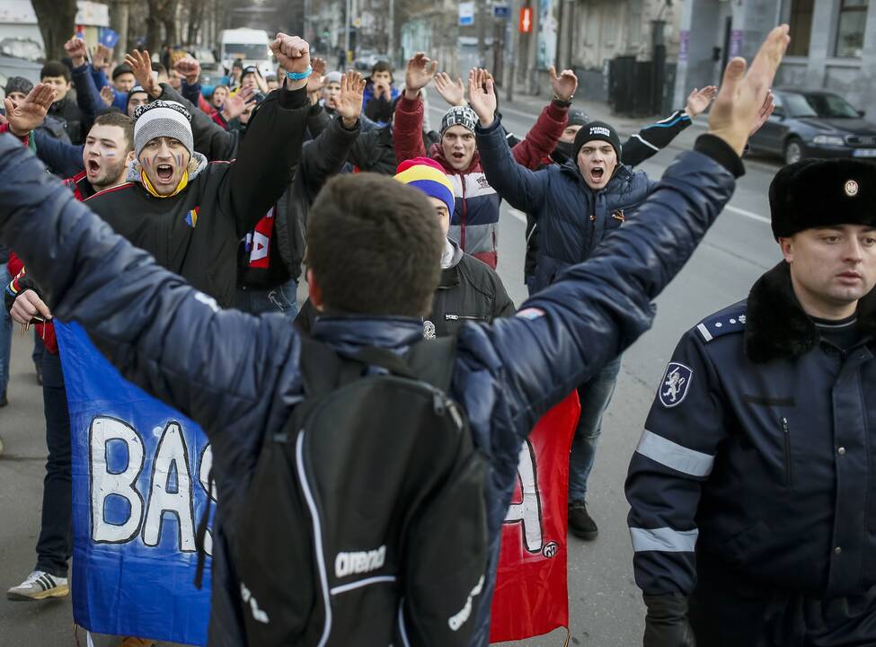 Moldovos rinkimuose Rusija įžvelgia šiurkščių pažeidimų