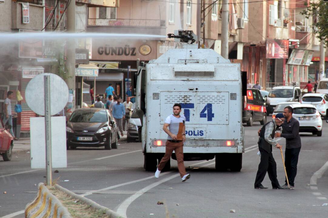 Turkijos rytuose per kurdų kovotojų išpuolį žuvo 12 policininkų