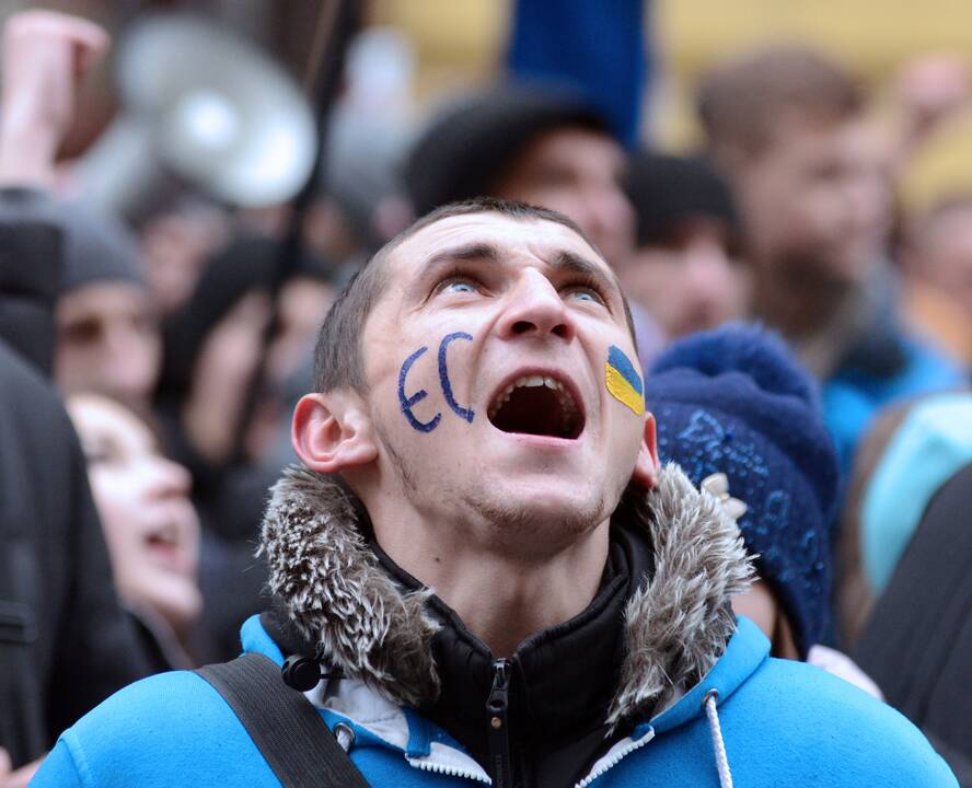 Kijeve studentai paskaitas iškeitė į protestus prieš vyriausybės sprendimą