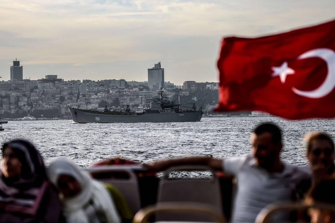 Stambule sužeistas valdžią kritikavęs turkų žurnalistas